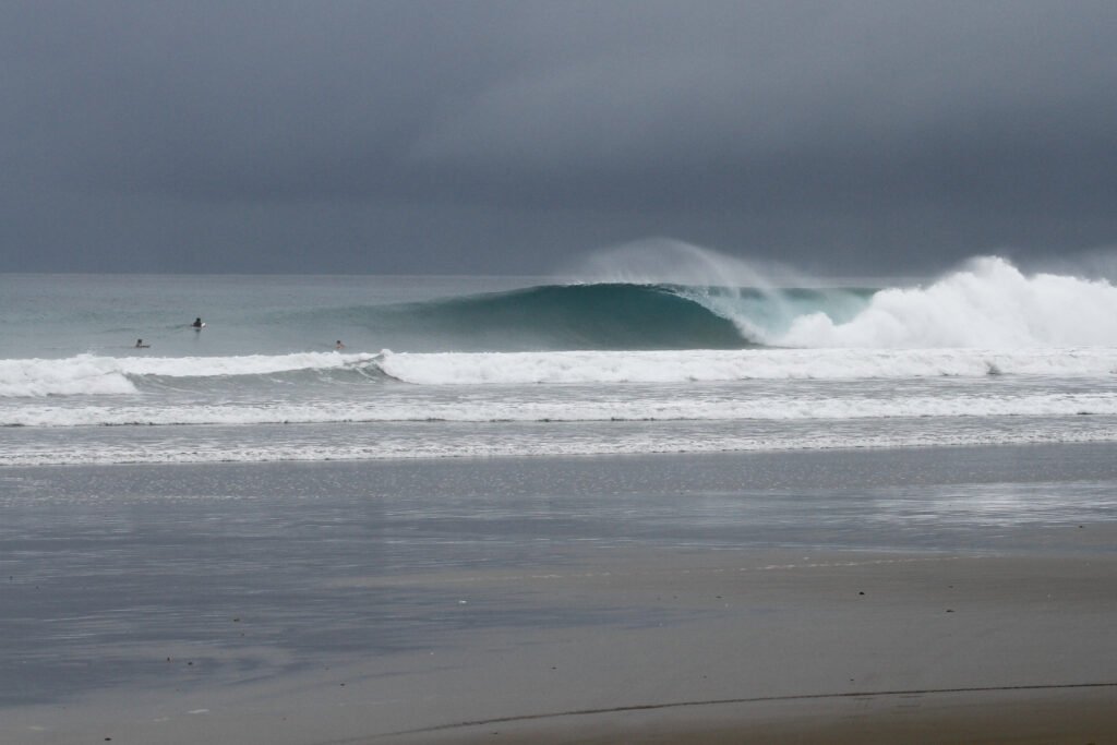 Perfect right hollow wave at one of Manabi beach break