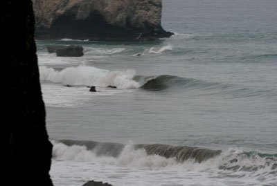 view from the clif of a left point break
